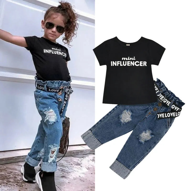 Short Sleeve T-Shirt And Ripped Jeans With Belt Set