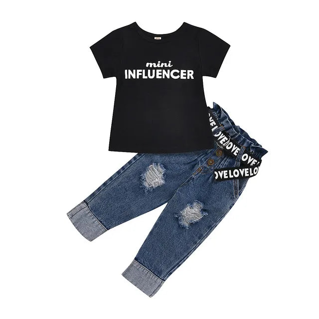 Short Sleeve T-Shirt And Ripped Jeans With Belt Set
